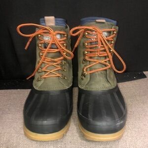 J. Crew Nordic high insulated boots, Item AT384, Broken